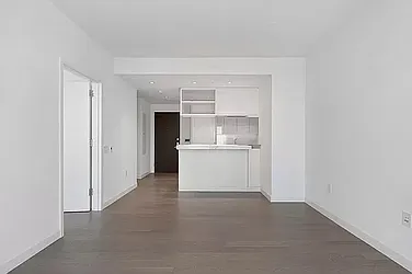 Rented by Gulia Wang, LREB