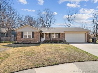 1117 W 16th St, Claremore, OK 74017