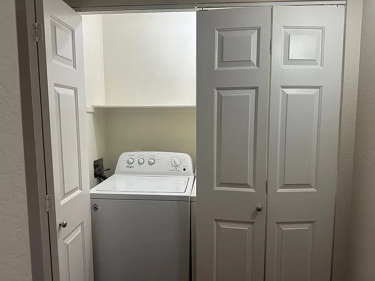 Corona Pointe Resort — Photo 157