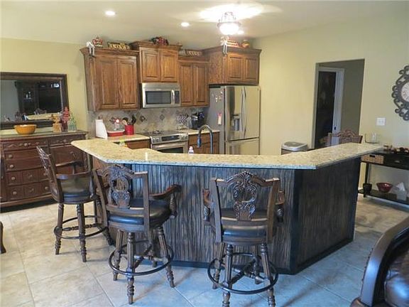 5th image of 7918 Tuscany Dr