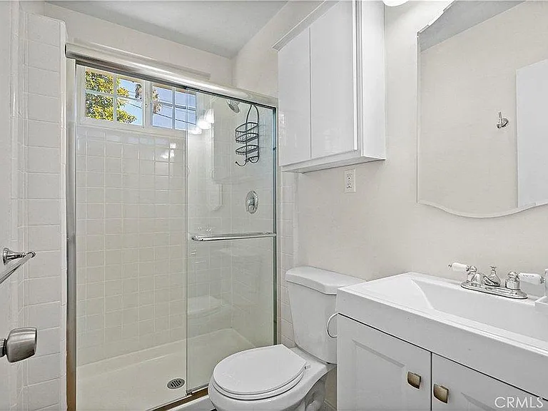 16757 Ludlow St — Photo 14