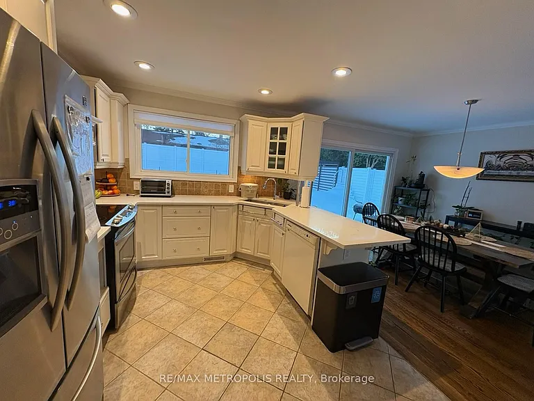 129 Briar Ct — Photo 23