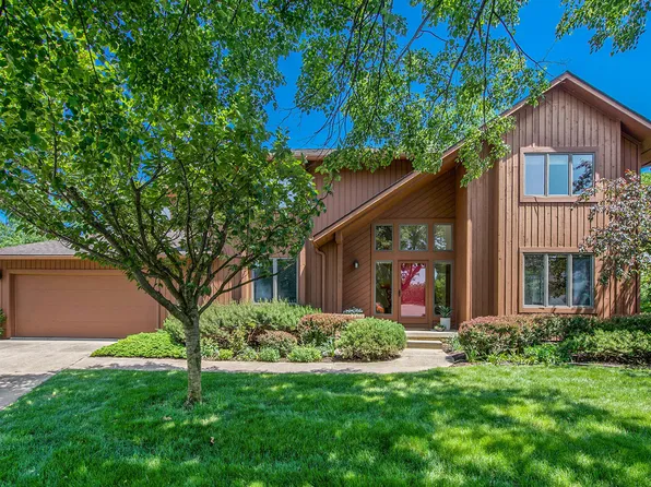 3950 Wynnstone Dr, Ann Arbor, MI 48105