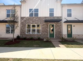 3056 Portage Dr, Bartlett, TN 38135