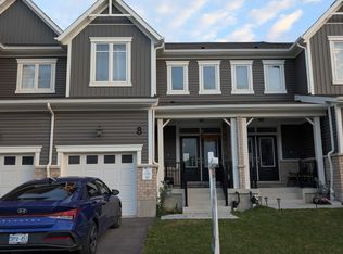 8 Saxony St, Kitchener, ON N2R 0S3