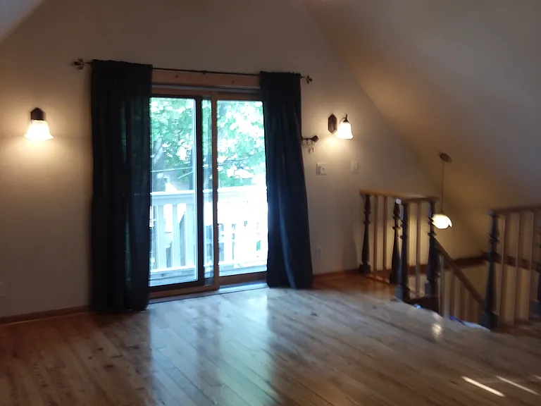 3400 N Downer Ave — Photo 15