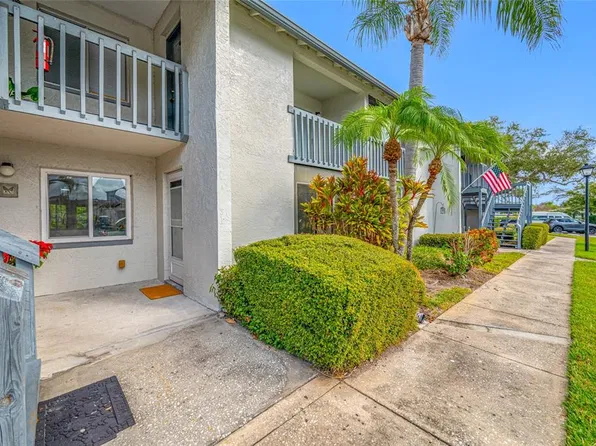 11201 122ND AVENUE #201, LARGO, FL 33778