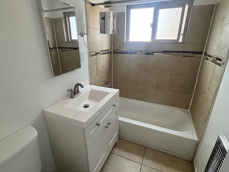 8619 Belford Ave — Photo 6