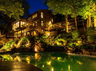 16617 Caulks Creek Rdg, Chesterfield, MO 63005