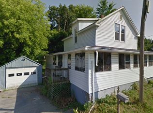 1174 River Rd, Troy, NY 12182