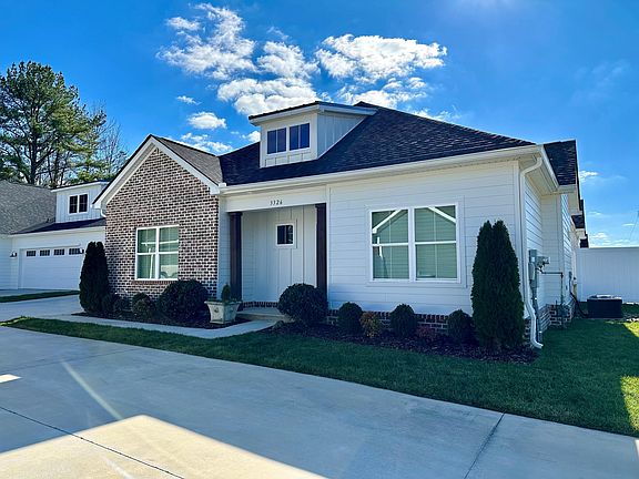 4th image of 3326 Stone Creek Dr