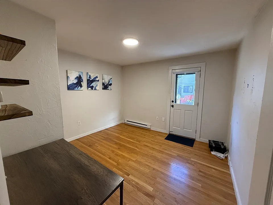 181 Bowen St #1