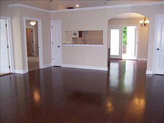 3rd image of 115 Ponderosa Cir