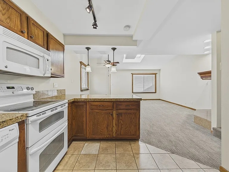 3544 S Ogden St — Photo 12
