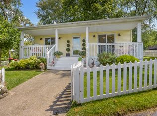 2833 N 4201st Rd, Sheridan, IL 60551