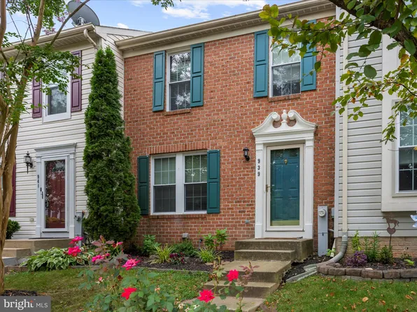 939 Chestnut Manor Ct, Baltimore, MD 21226