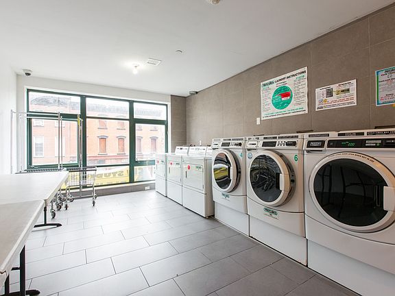 5th image of 1078 Fulton St APT 5G
