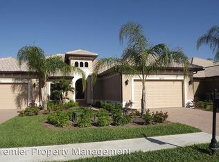7409 Moorgate Point Way, Naples, FL 34113