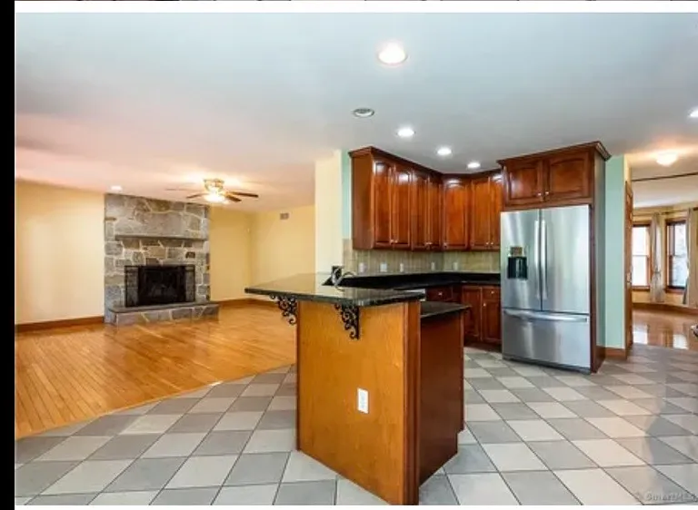 23 Giovanni Dr — Photo 2