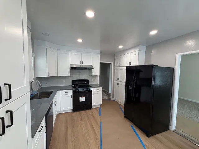 914 Lemon St — Photo 6