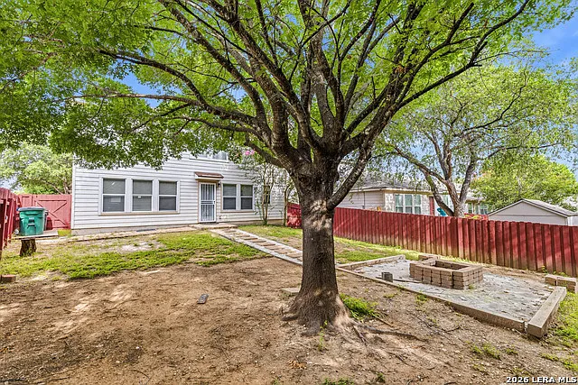 902 Amber Knl — Photo 26