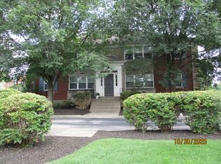 2506 Gladstone Cir Unit 202, Louisville, KY 40205