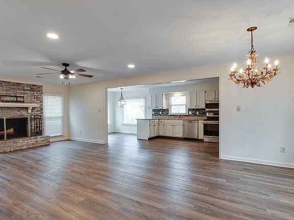 3rd image of 8560 W Park Trail Dr #8560