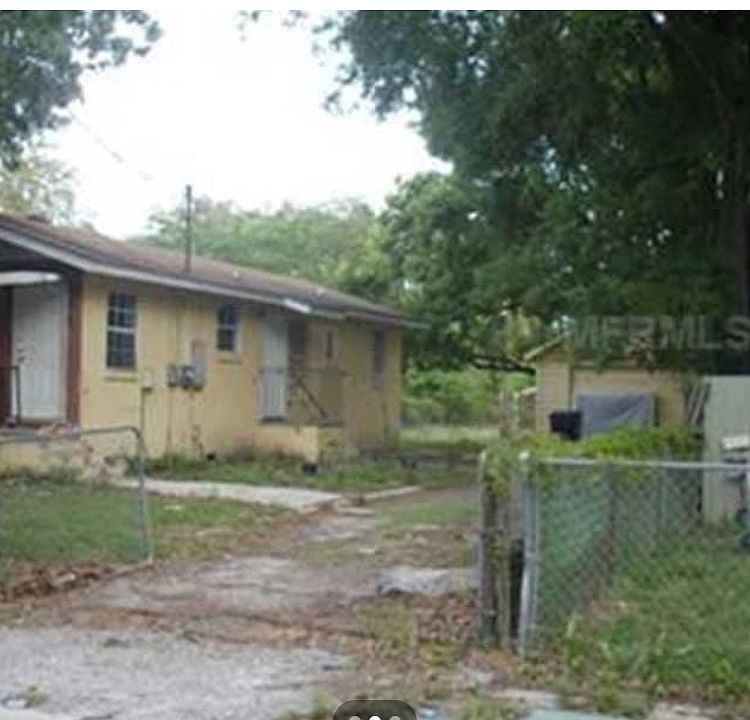 2nd image of 8421 N Brooks St