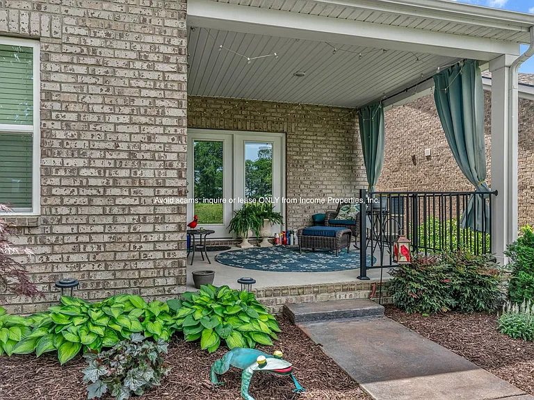 4937 Riverbank Dr — Photo 33