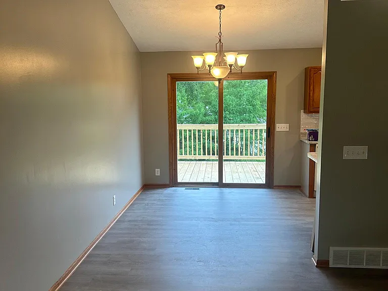 5024 Spaulding St — Photo 3