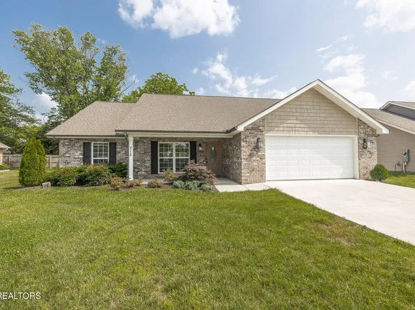 212 Horton Ln, Maryville, TN 37803