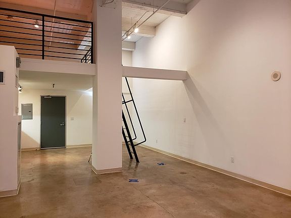3rd image of 409 W Olympic Blvd APT 311