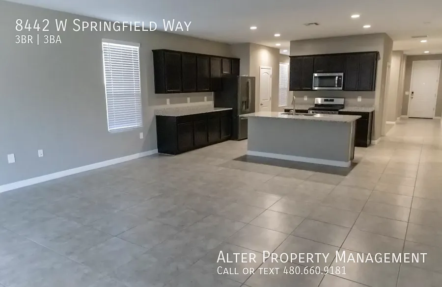 Building Photo - 8442 W Springfield Way