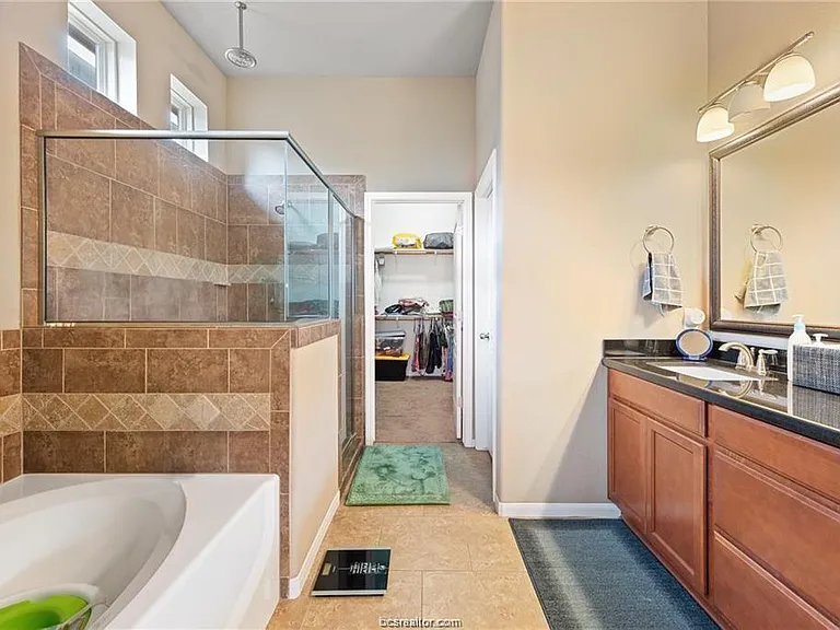 2523 Warkworth Ln — Photo 14