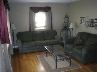 29 Gail Ln, Latham, NY 12110