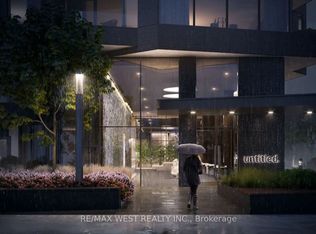 110 Broadway Ave #1005, Toronto, ON M4P 1V7