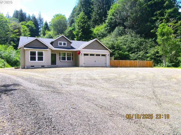 1843 Shelley Rd, Coquille, OR 97423