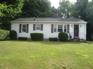 105 Acushnet Ave, Worcester, MA 01606