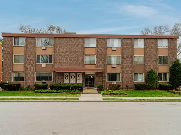 805 East Henry Clay STREET #304, Whitefish Bay, WI 53217