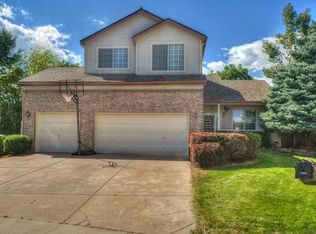 7685 S Brentwood St, Littleton, CO 80128
