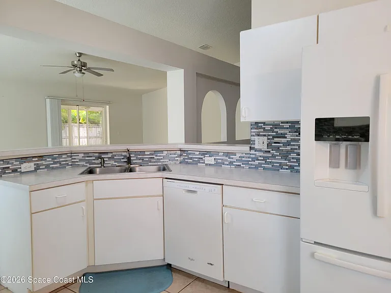 3133 Cauthen Creek Dr — Photo 2