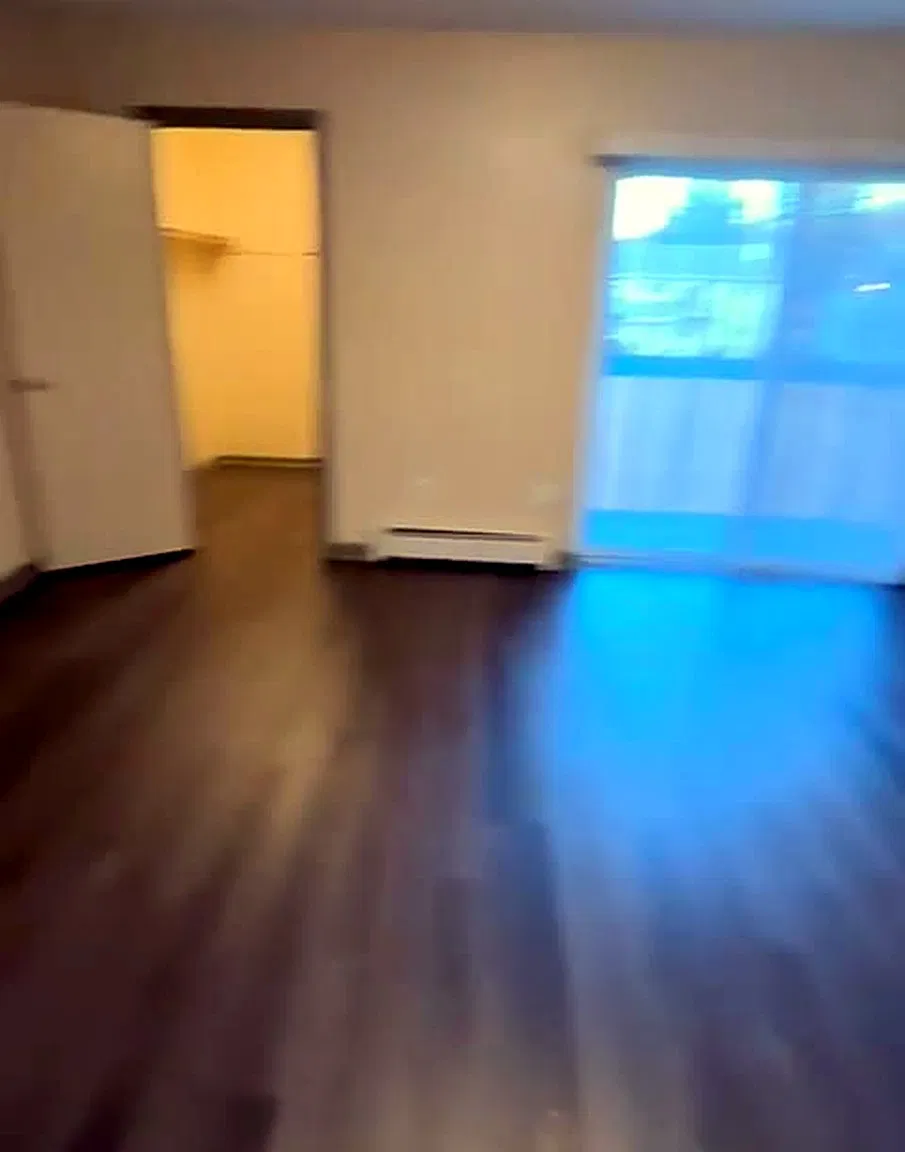 2 bed, 850 sqft, $2,100 — Photo 1