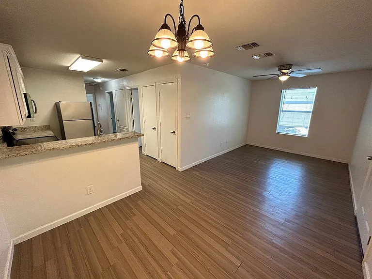 1615 N Navidad St — Photo 4