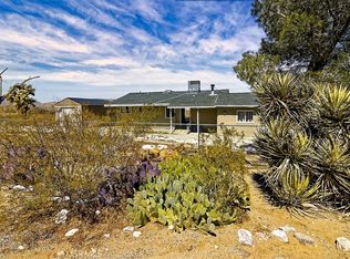 32816 Topaz Rd, Lucerne Valley, CA 92356