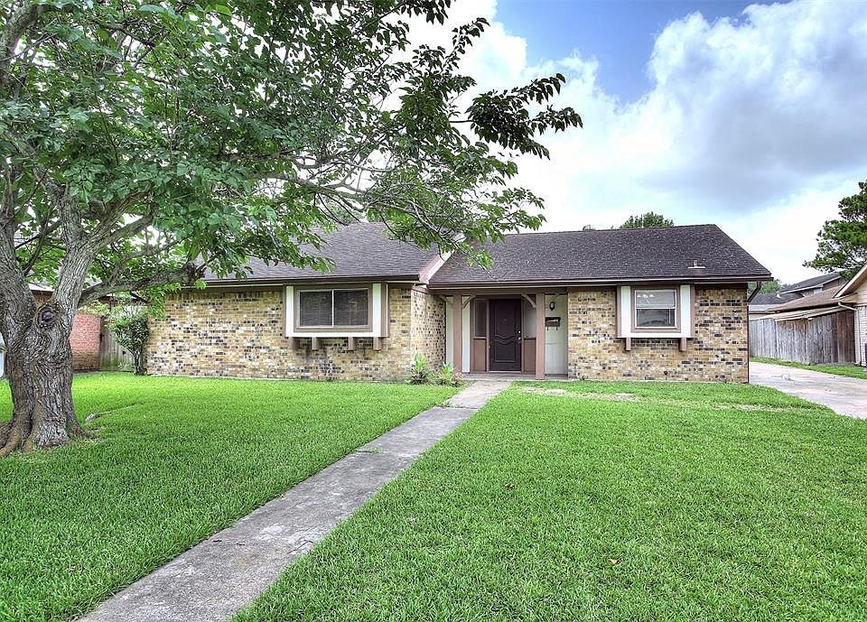 1st image of 10626 Sagewind Dr