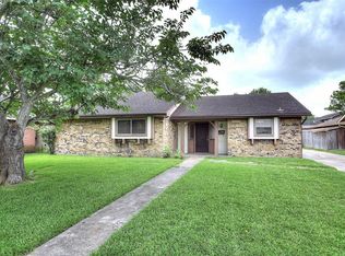 10626 Sagewind Dr, Houston, TX 77089