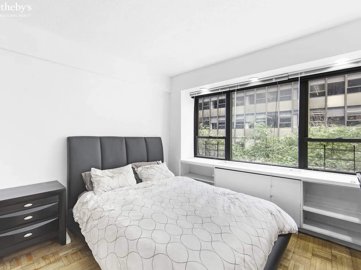 210 East 47th Street — Photo 3