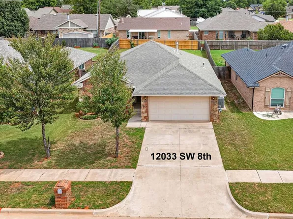 12033 SW 8th St, Yukon, OK 73099
