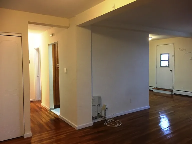 2350 Waters Edge Dr — Photo 12