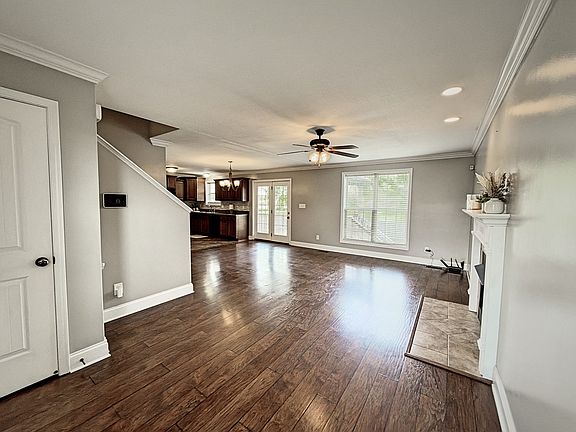 2nd image of 3809 Suiter Rd